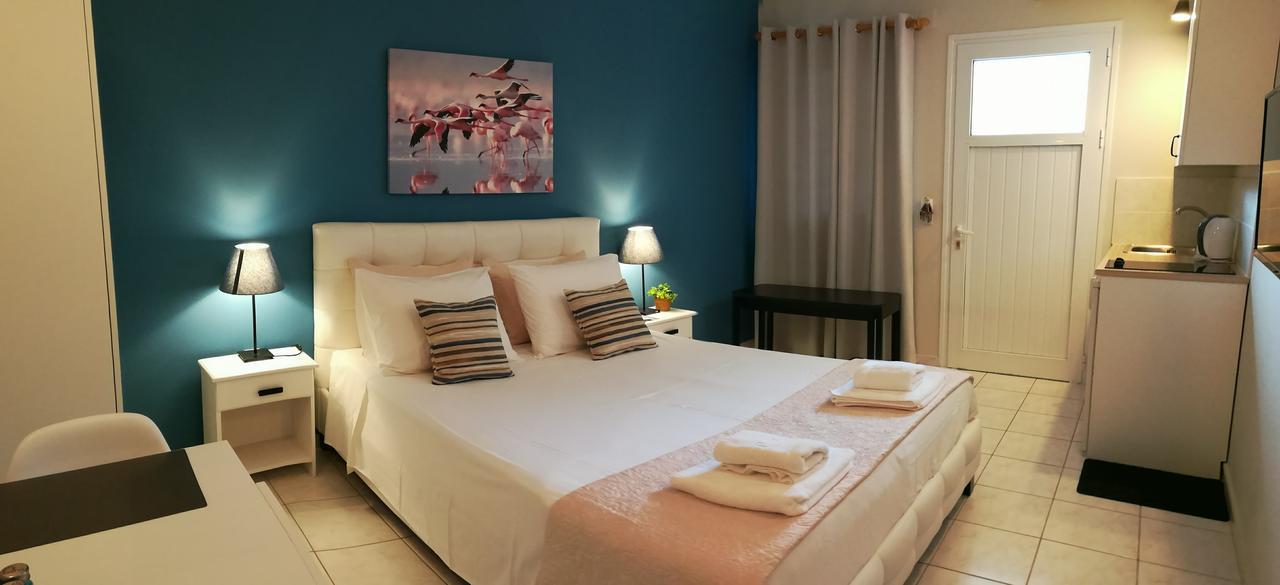 Pessada Bay Studios And Apartments Pesádha Eksteriør bilde